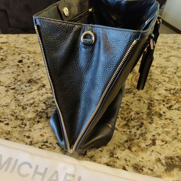 Michael Kors bag - Picture 5 of 6